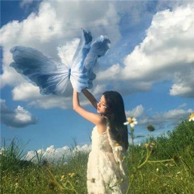 蕾哈娜内衣秀